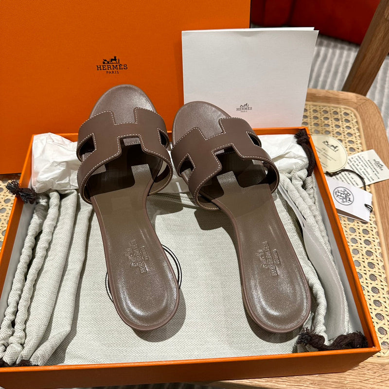 Sandália Hermès