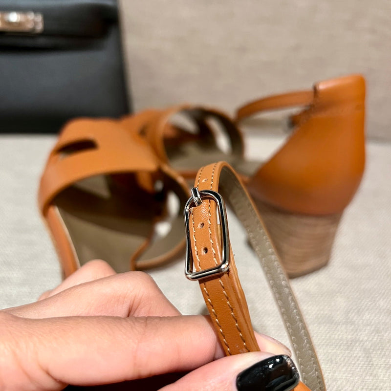 Sandália Hermès