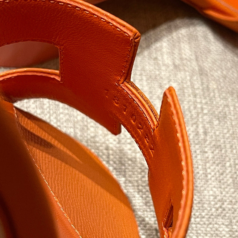 Sandália Hermès