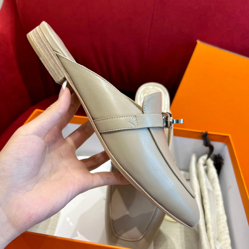 Sandália Hermès