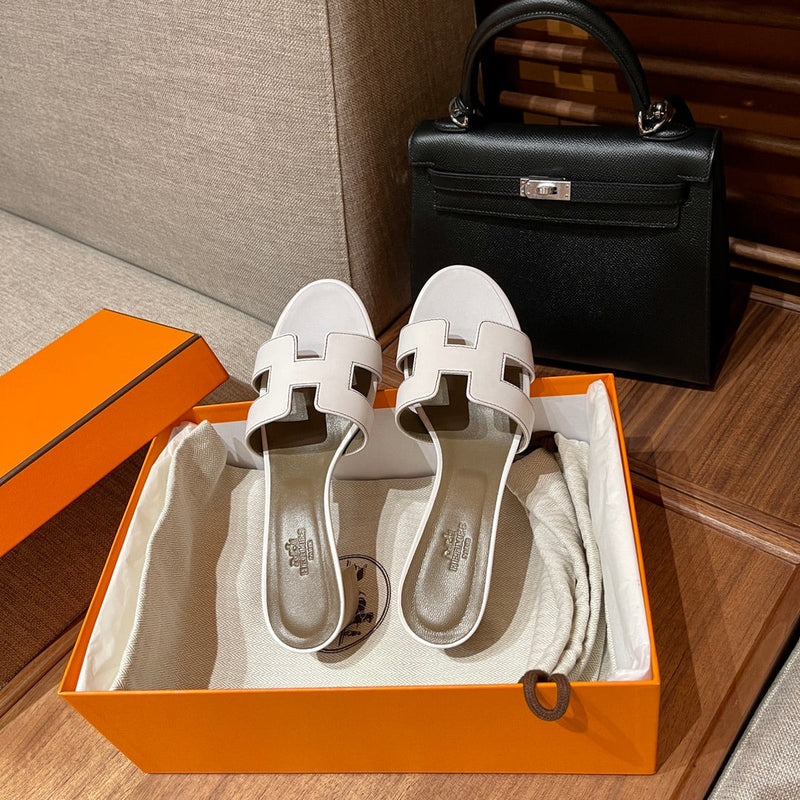 Sandália Hermès