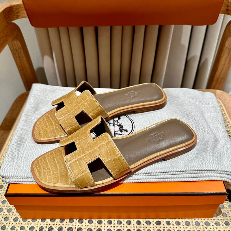 Sandália Hermès