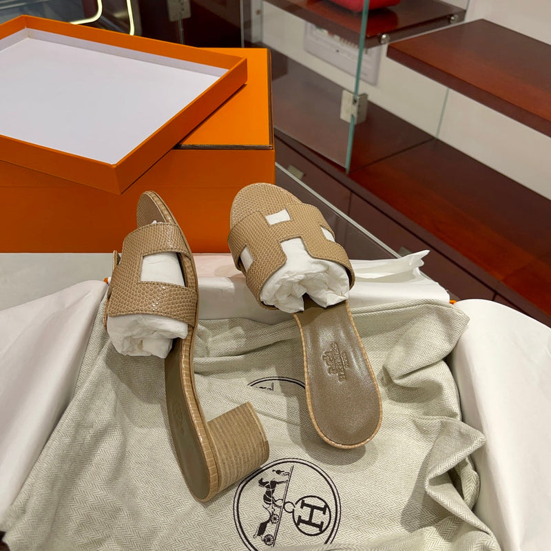 Sandália Hermès