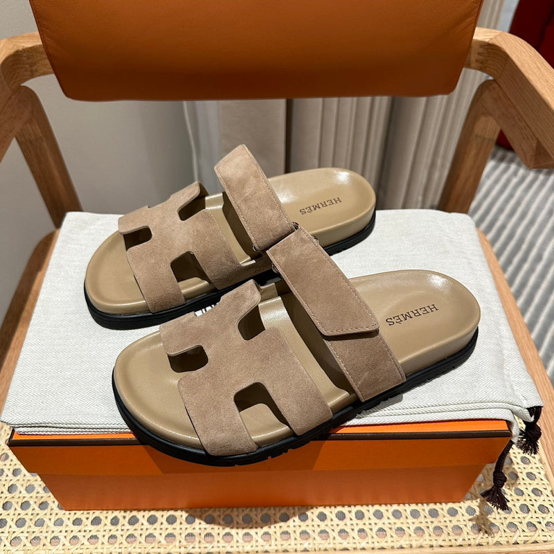 Sandália Hermès