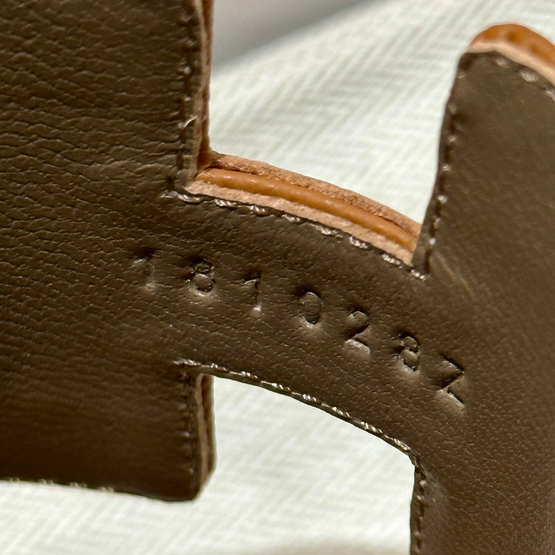Sandália Hermès