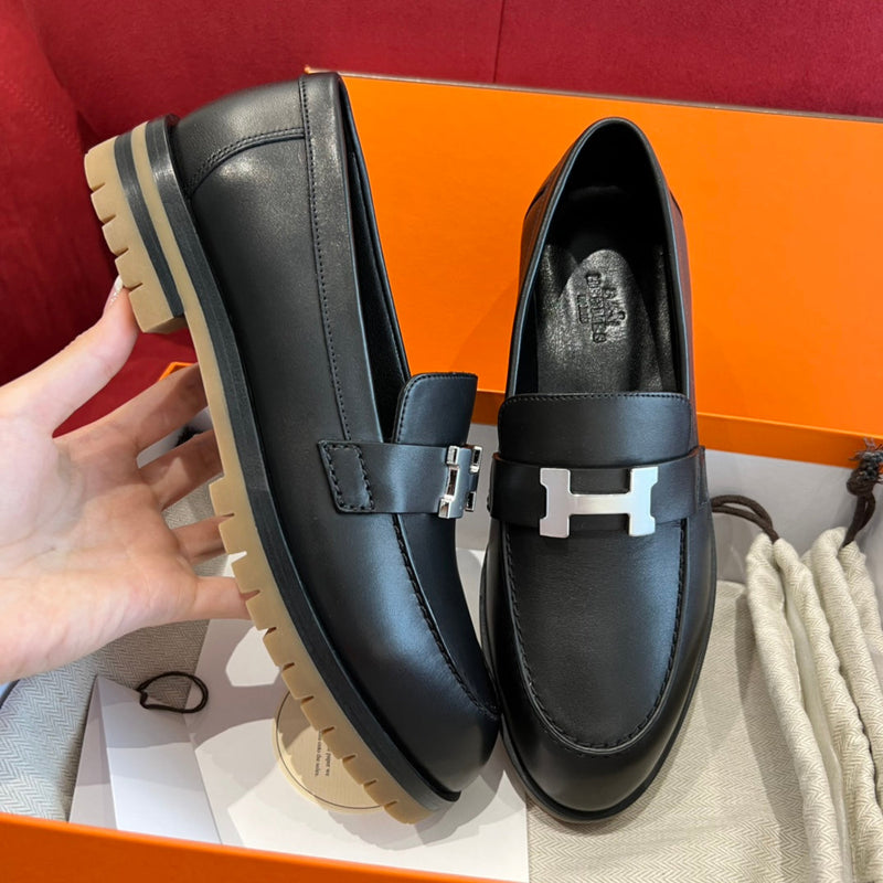 Sandália Hermès
