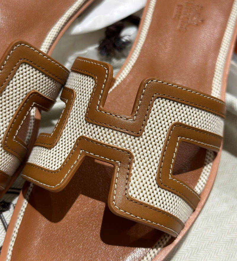 Sandália Hermès