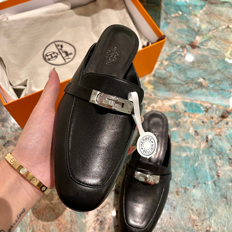 Sandália Hermès
