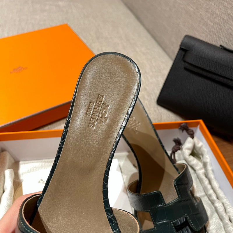 Sandália Hermès