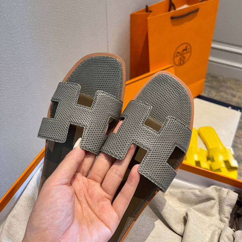 Sandália Hermès