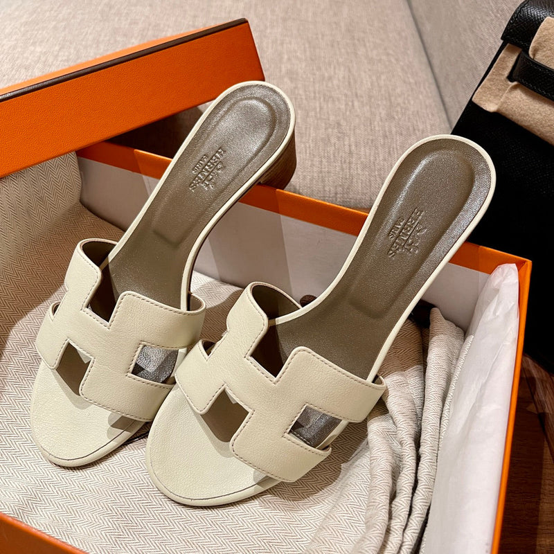 Sandália Hermès