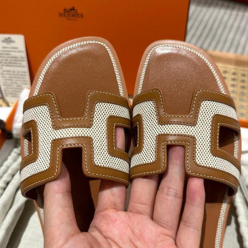 Sandália Hermès