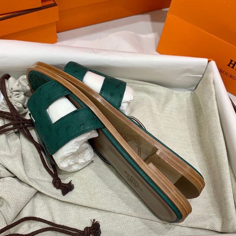 Sandália Hermès