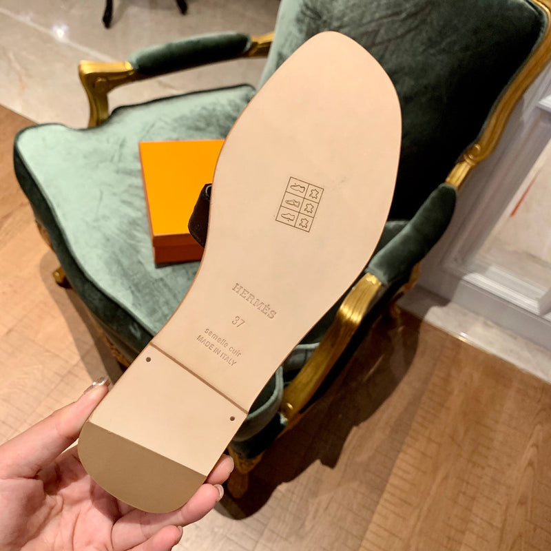 Sandália Hermès