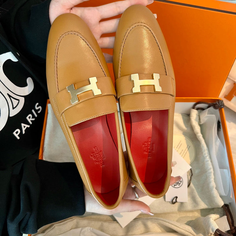 Sandália Hermès