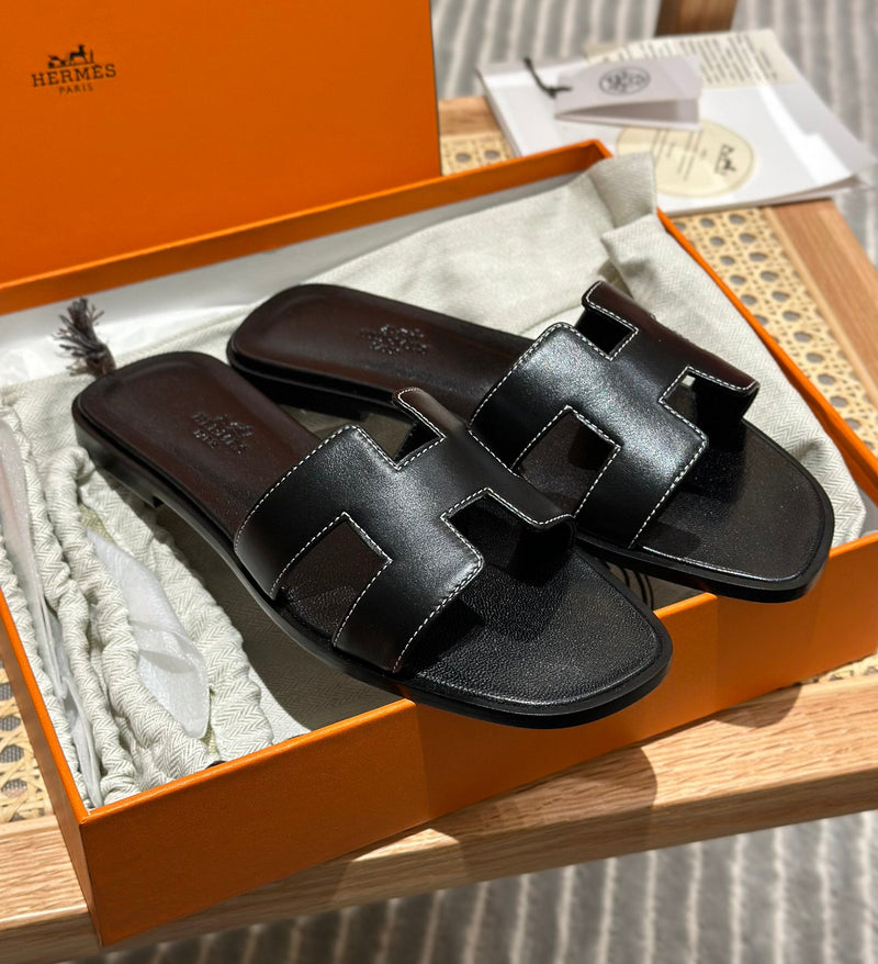 Sandália Hermès