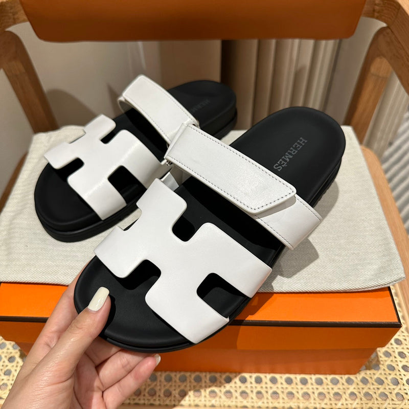 Sandália Hermès