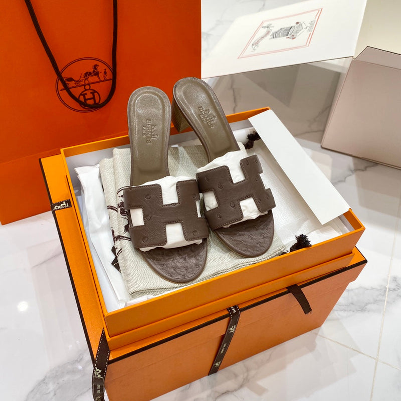 Sandália Hermès