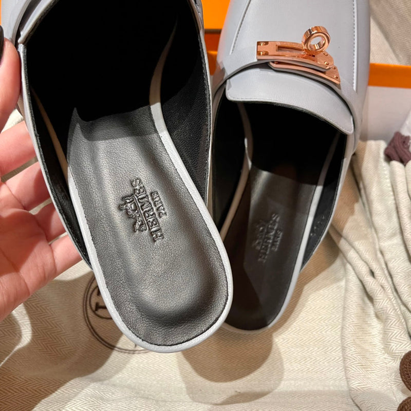 Sandália Hermès
