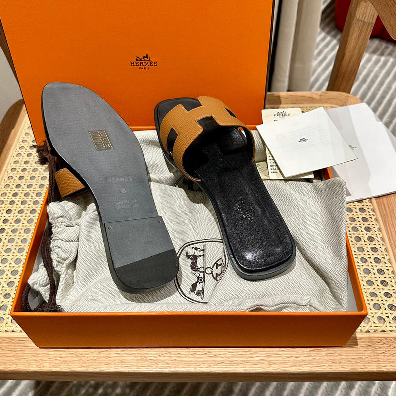 Sandália Hermès