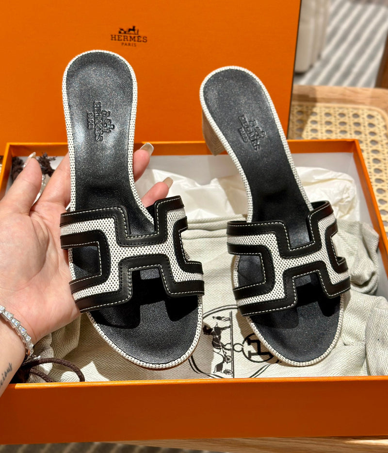 Sandália Hermès