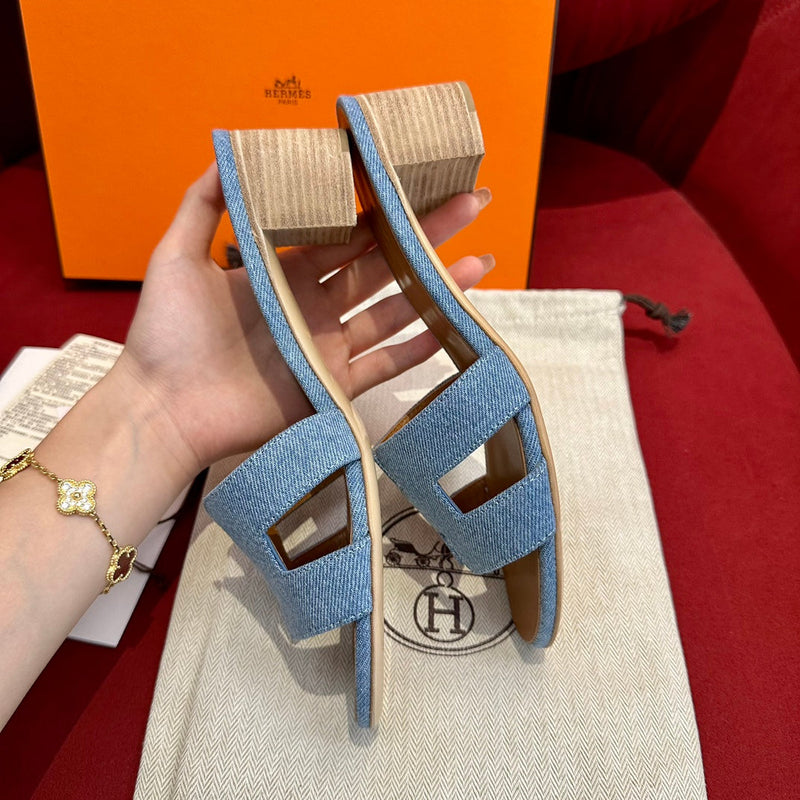 Sandália Hermès
