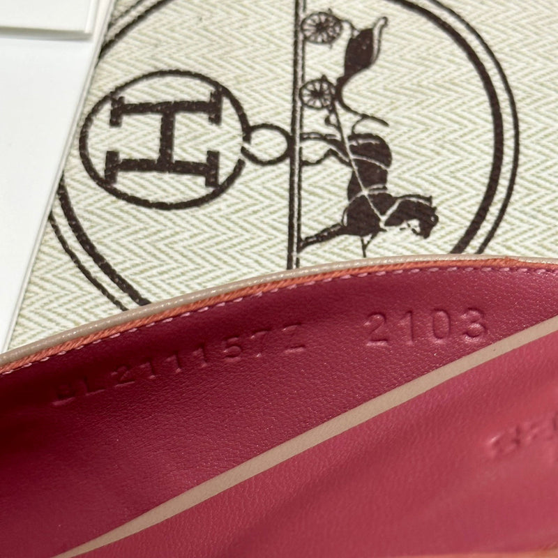 Sandália Hermès