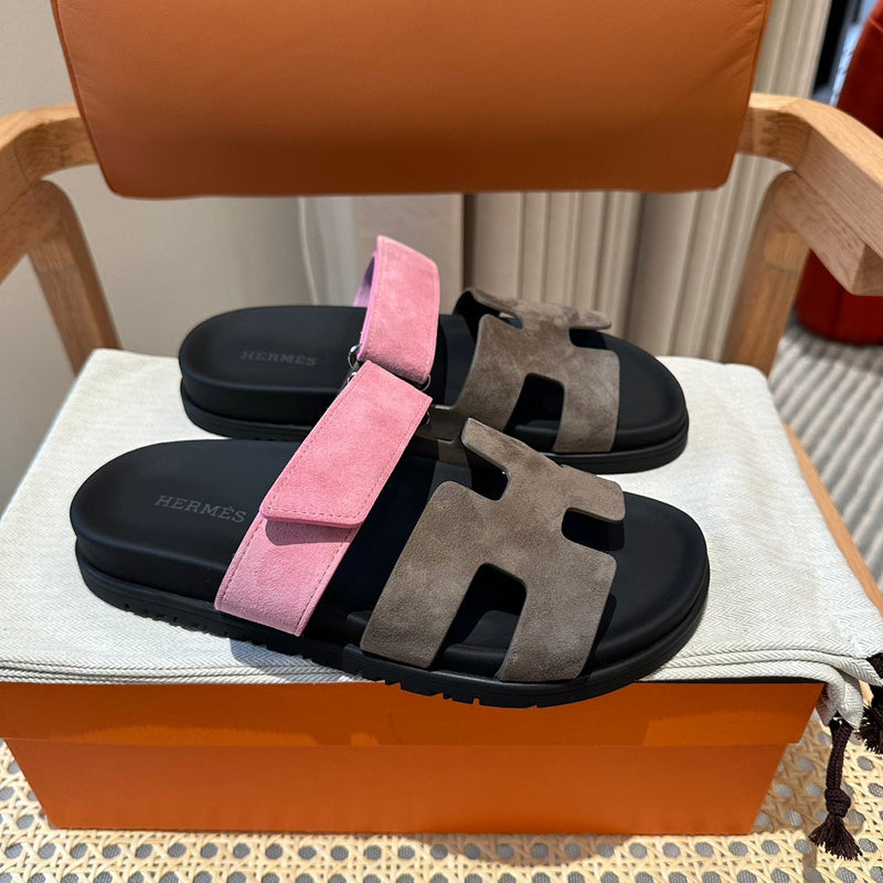 Sandália Hermès