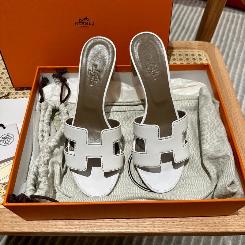 Sandália Hermès