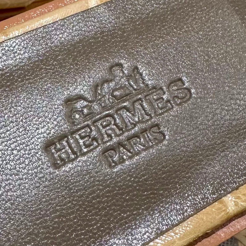 Sandália Hermès