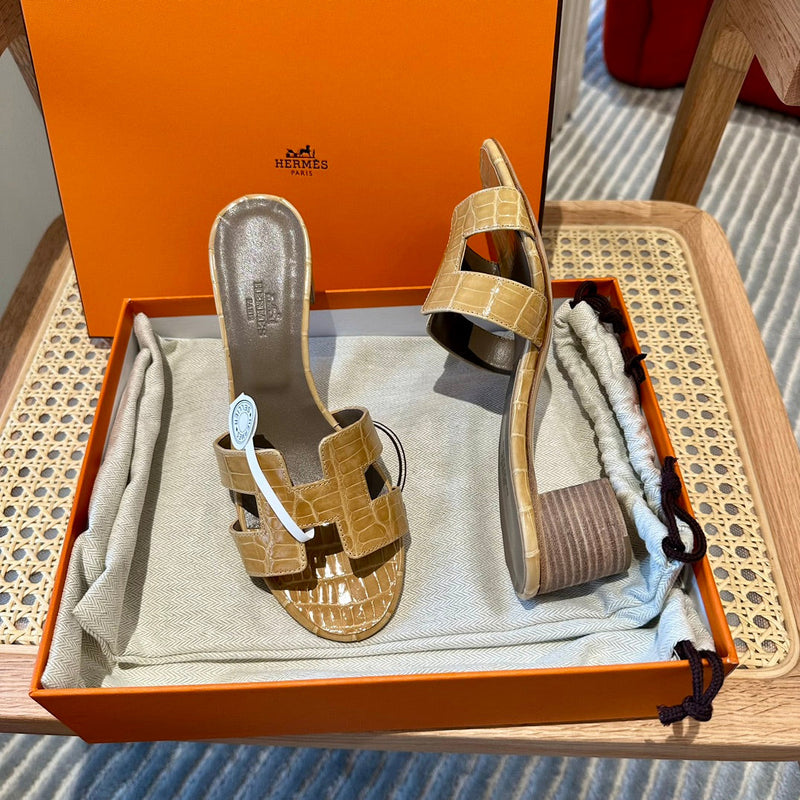 Sandália Hermès