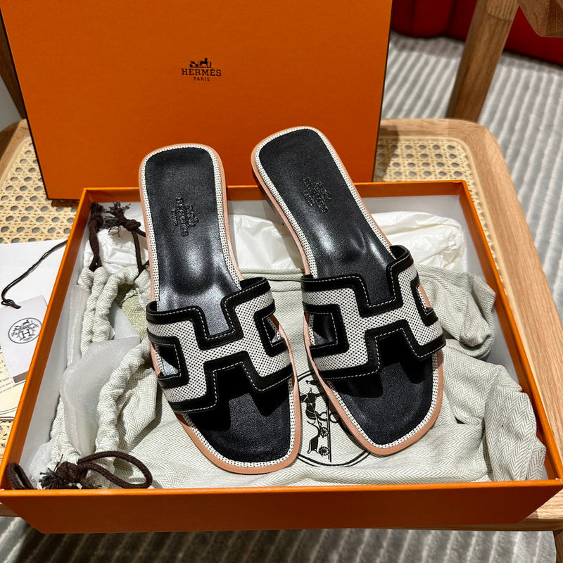 Sandália Hermès