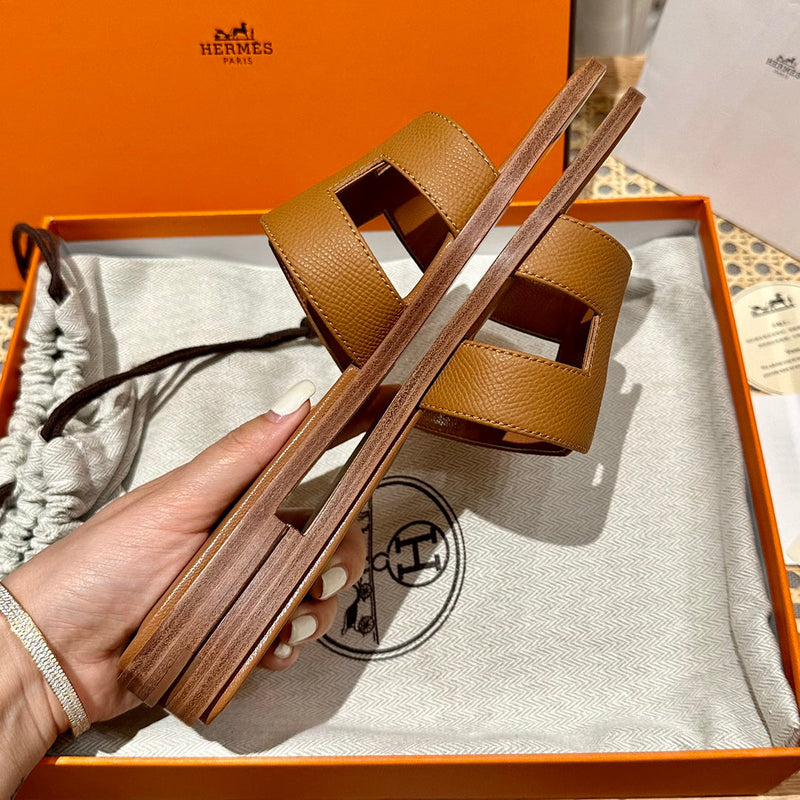 Sandália Hermès