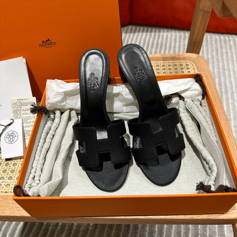 Sandália Hermès