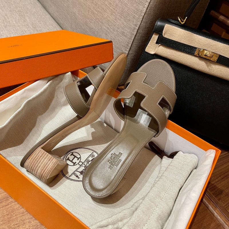 Sandália Hermès