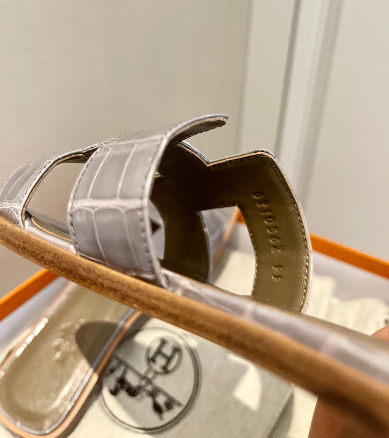Sandália Hermès