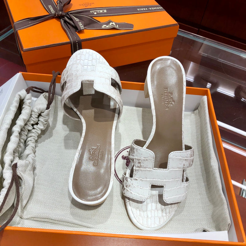 Sandália Hermès