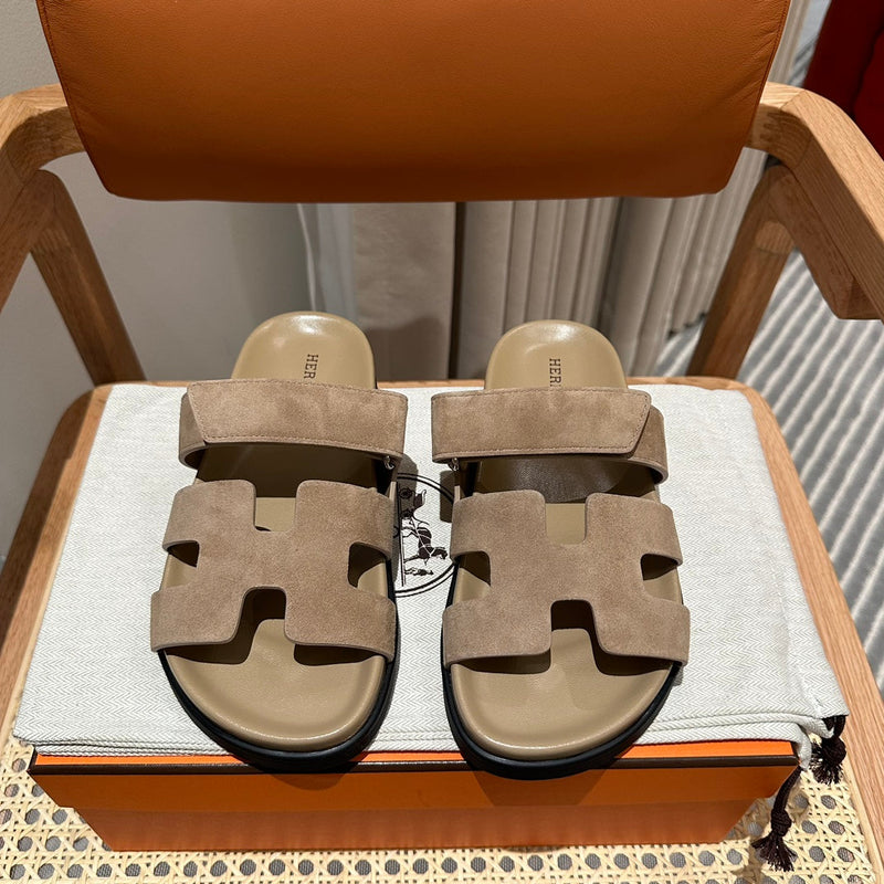 Sandália Hermès