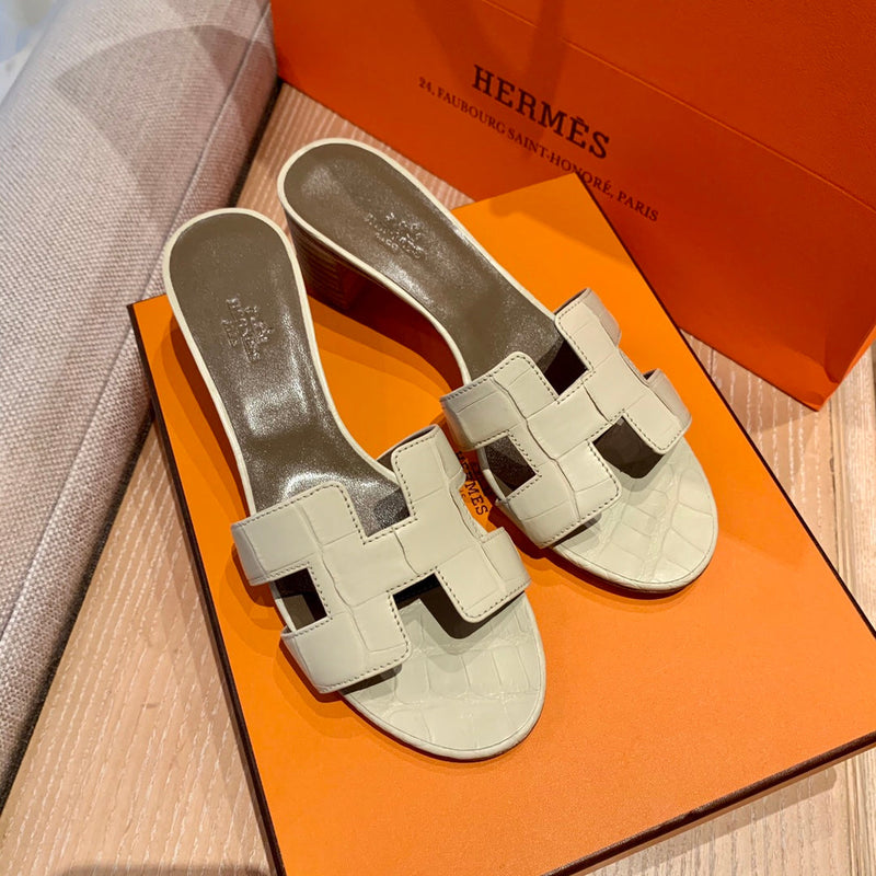 Sandália Hermès