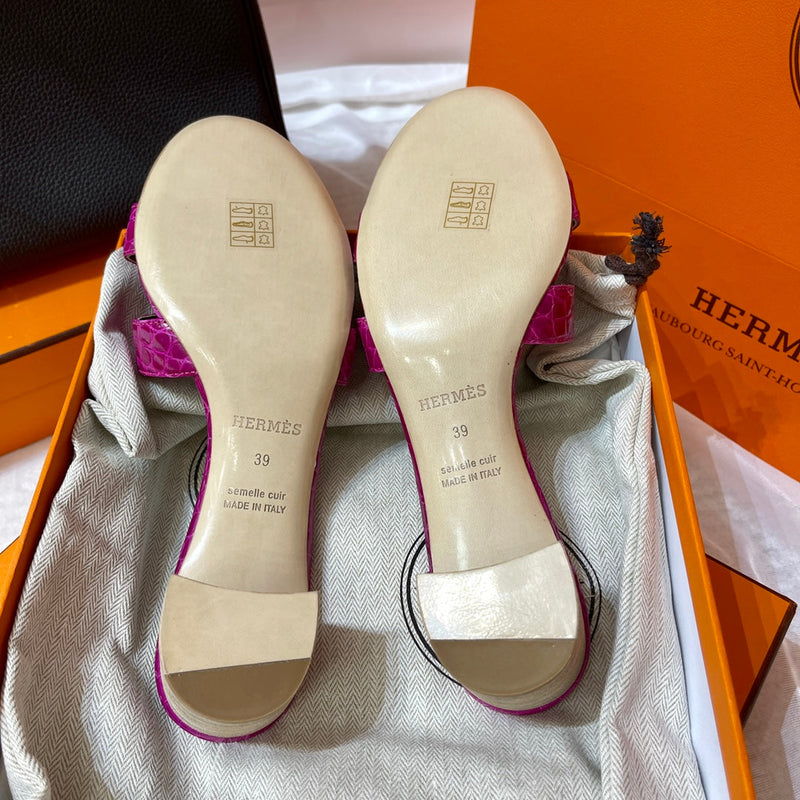 Sandália Hermès