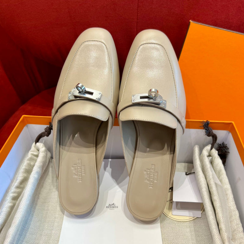 Sandália Hermès