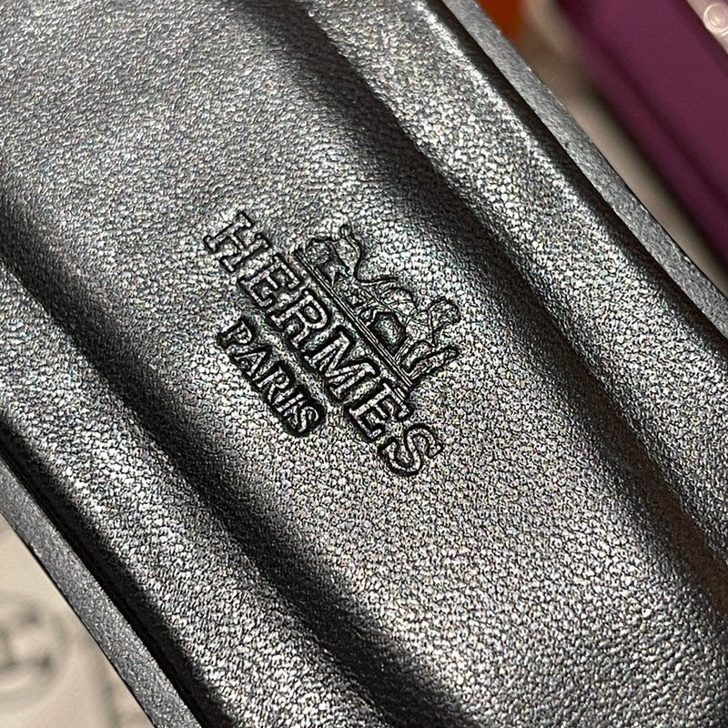 Sandália Hermès