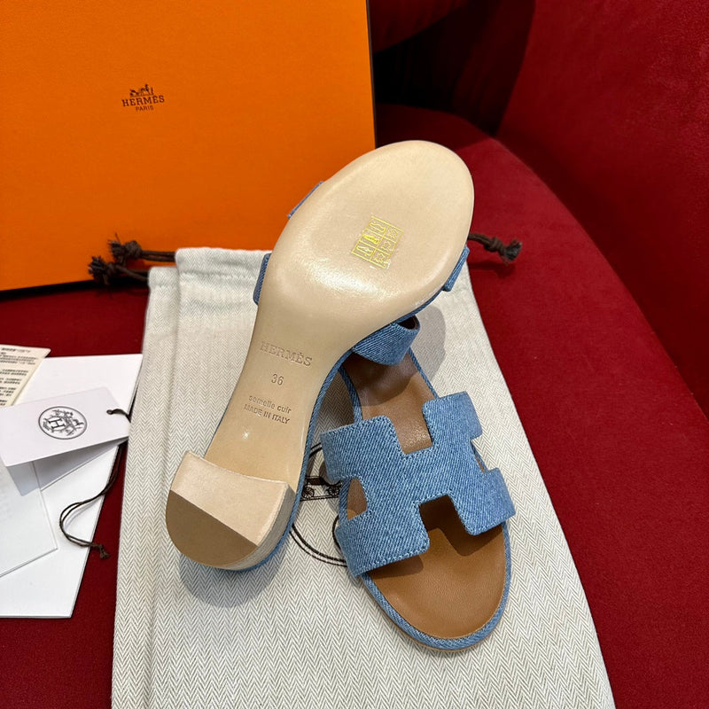 Sandália Hermès