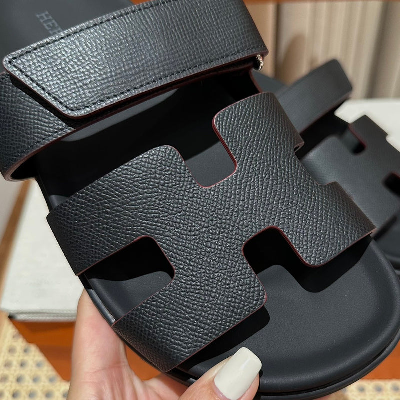 Sandália Hermès
