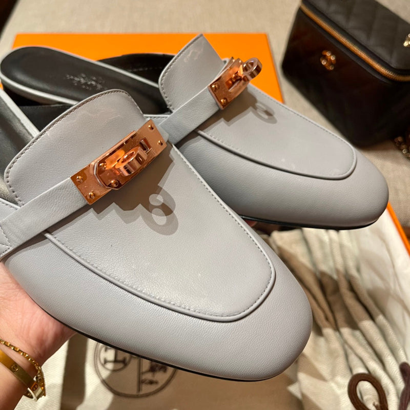 Sandália Hermès