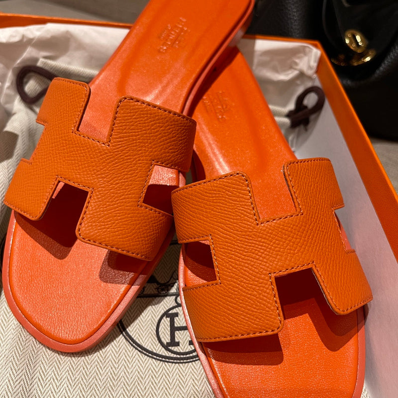 Sandália Hermès