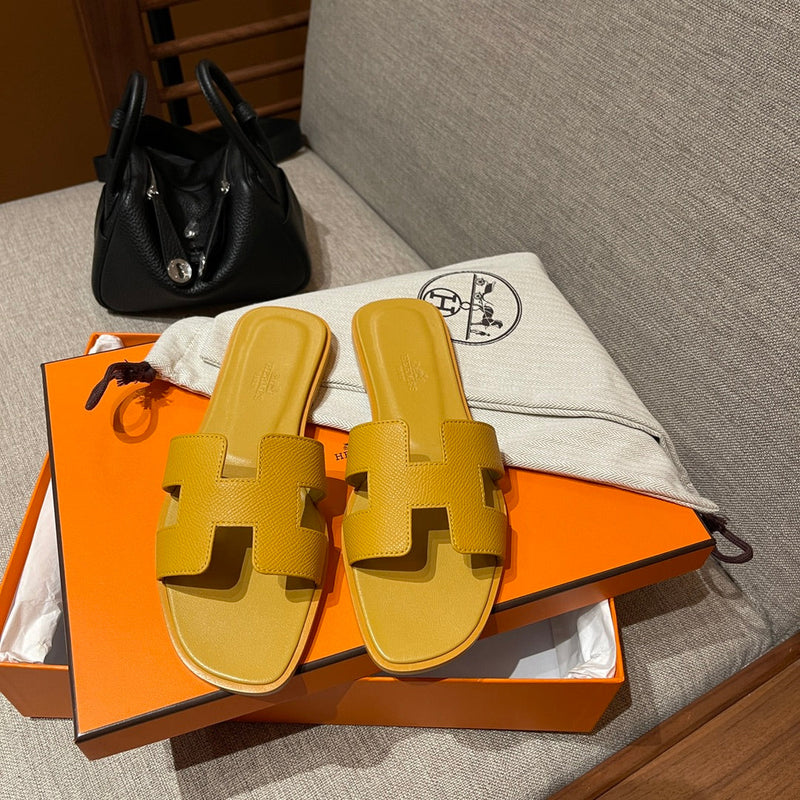 Sandália Hermès