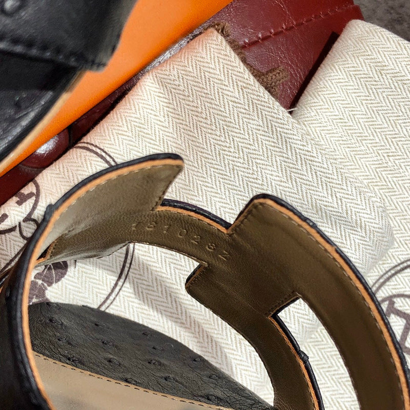 Sandália Hermès