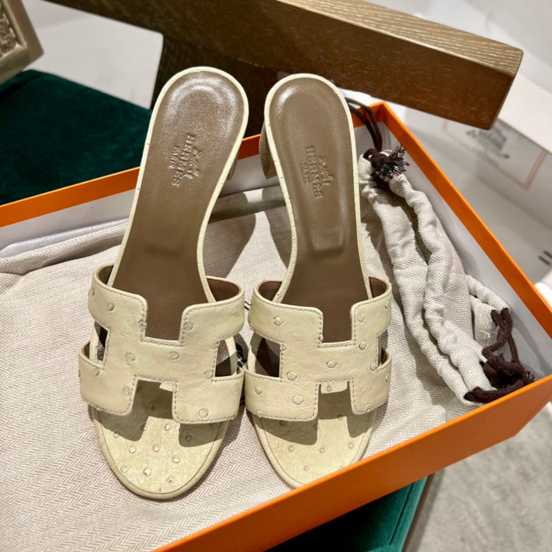Sandália Hermès