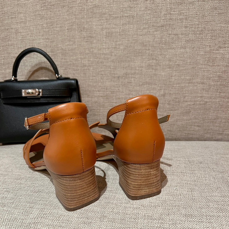 Sandália Hermès